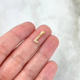 Dije Letra L Silueta 0.3gr / 1.3cm / Circones Blancos Oro Amarillo