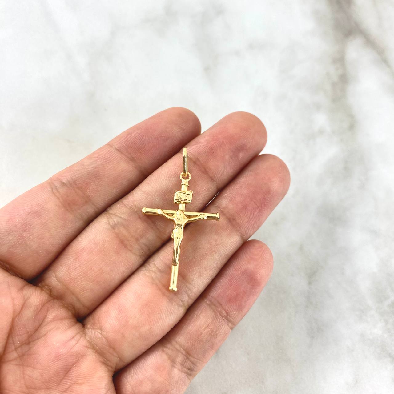 Dije Cruz Cristo 1.05gr / 3.5cm / Baston Liso Oro Amarillo