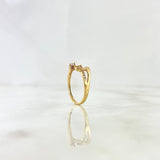 Anillo Solitario 1.9gr / T7 1/4 / Oleo Curvo Circones Blancos Oro Amarillo