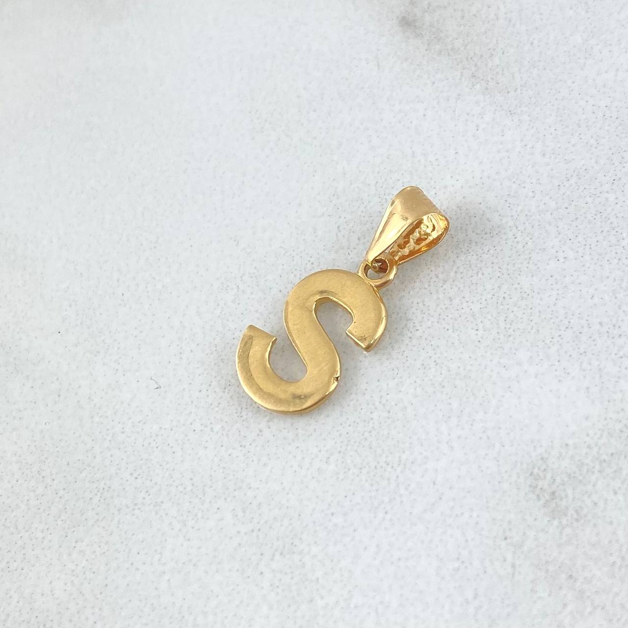 Dije Letra S 0.45gr / 1.5cm Liso Oro Amarillo