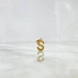 Dije Letra S 0.45gr / 1.5cm Liso Oro Amarillo