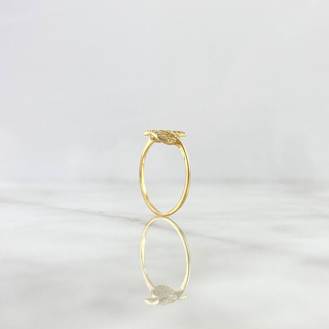 Anillo Dos Hojas 1.6gr / T7 1/4 / Circones Blancos Oro Amarillo