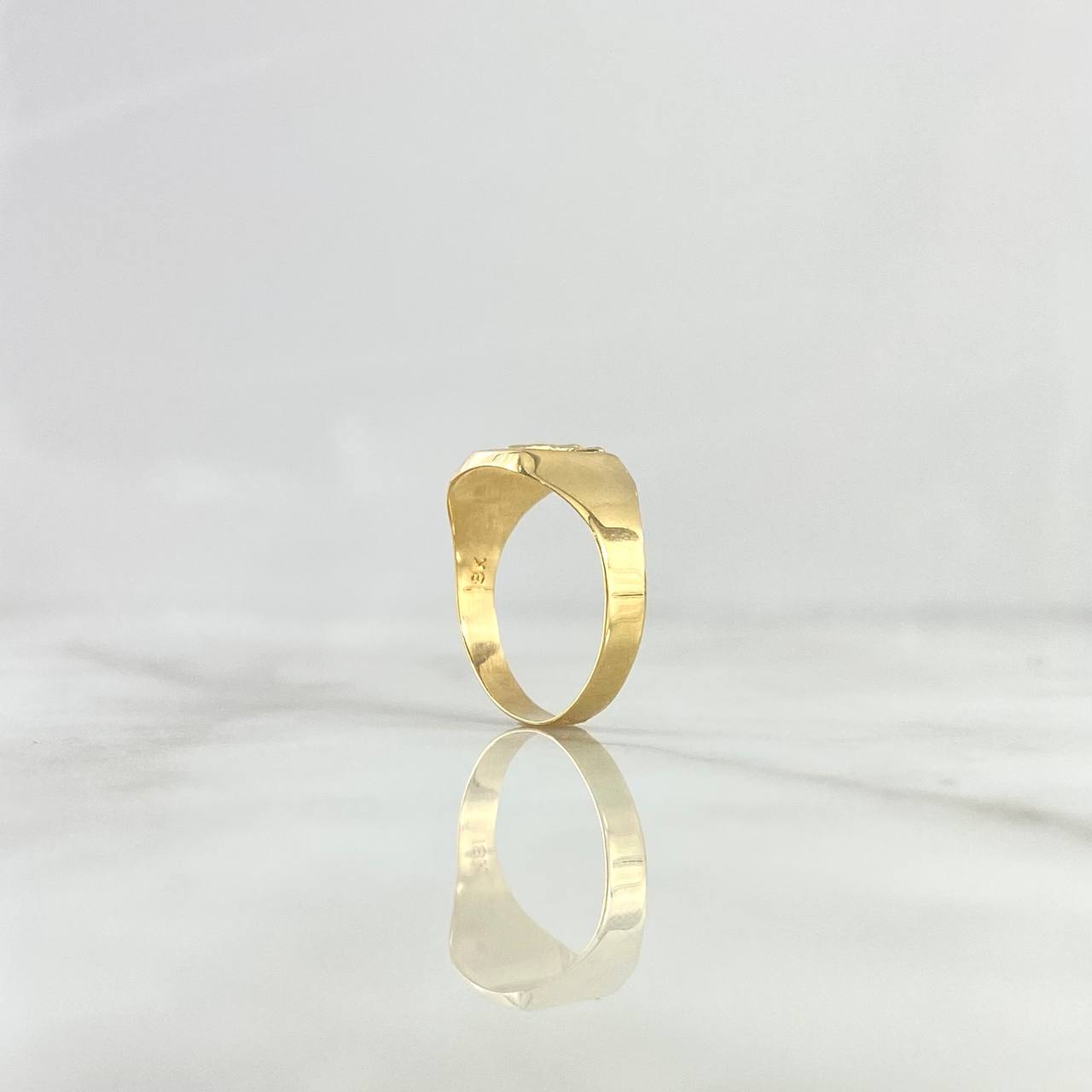 Anillo Sello Cristo 1.55gr / T4 / Oro Amarillo