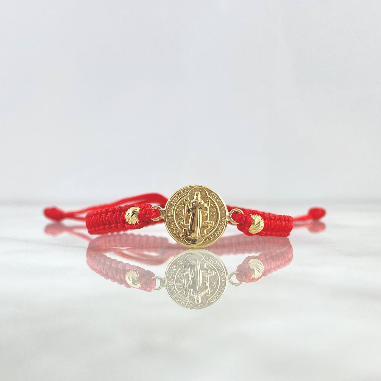 Pulsera Roja San Benito Medalla 1gr / 4mm Bolas Diamantadas 2 Und Oro Amarillo