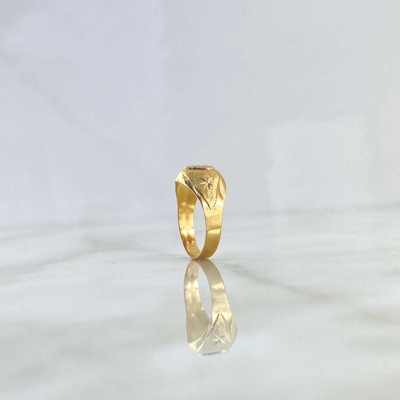 Anillo Corazon 1.75gr / T7 1/4 / Tres Oros 18K