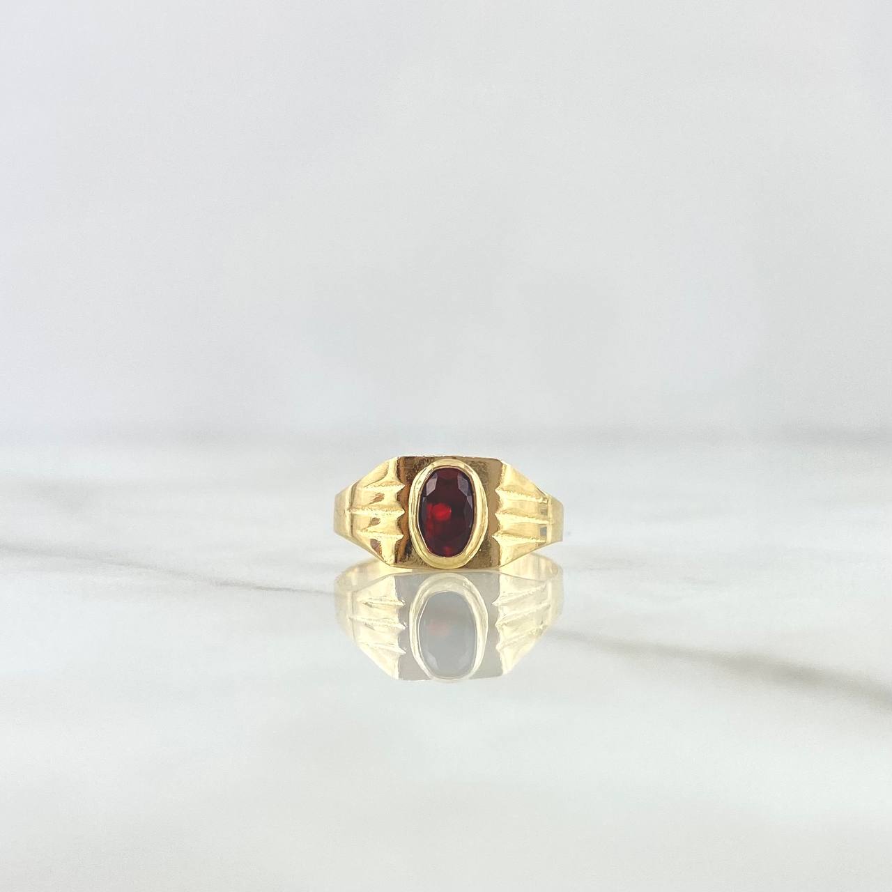 Anillo Clasico 1.8gr / T2 / Circon Rojo Oro Amarillo