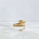 Anillo Serpiente Escamada 2.95gr / T7 3/4 / Circones Blancos Oro Amarillo