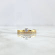 Anillo Solitario Carril Basteado 2.45gr / T7 / Circones Blancos Oro Amarillo