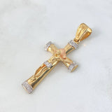 Dije Cruz Cristo 7.35gr / 5cm / Rombo Diamantado Circones Blancos Tres Oros