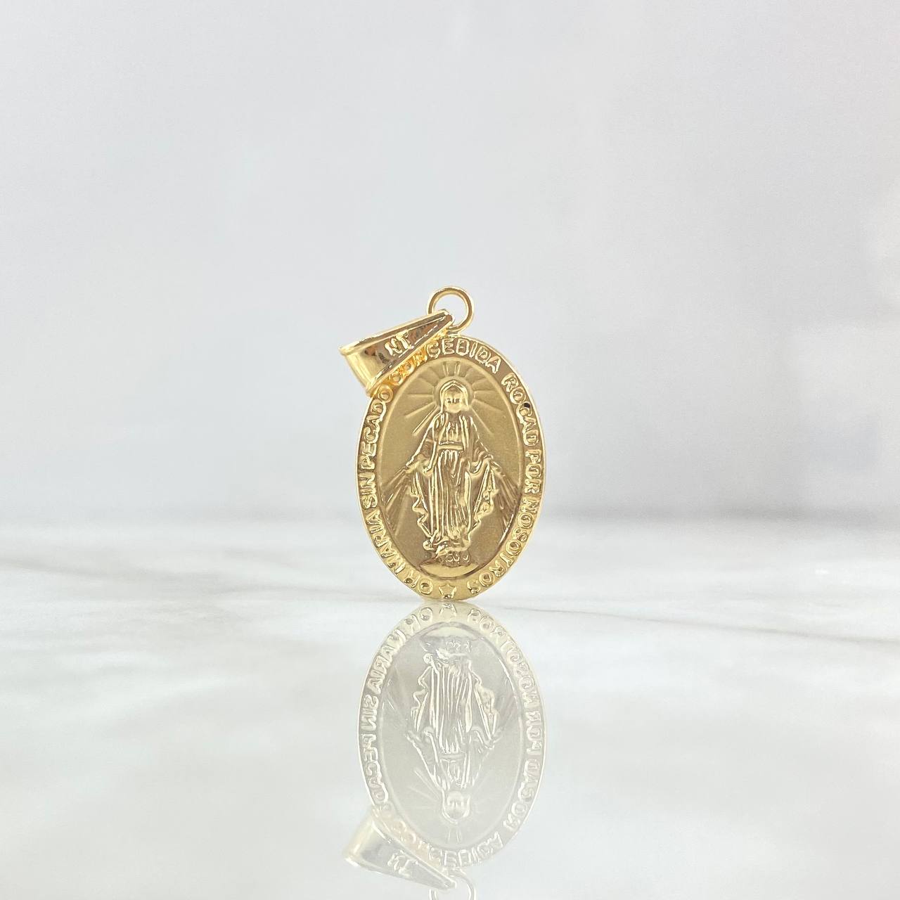 Dije Virgen Milagrosa 2.35gr / 3.6cm / Troquelada Oro Amarillo ©