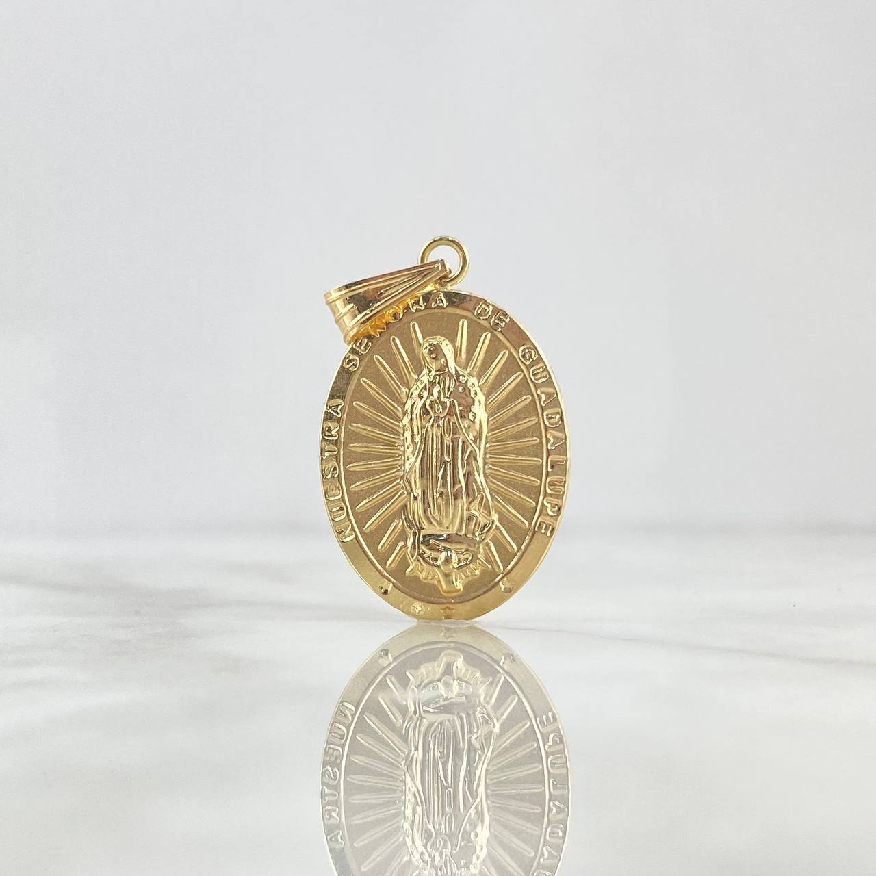 Dije Virgen Guadalupe 3.35gr / 4cm / Troquelada Oro Amarillo