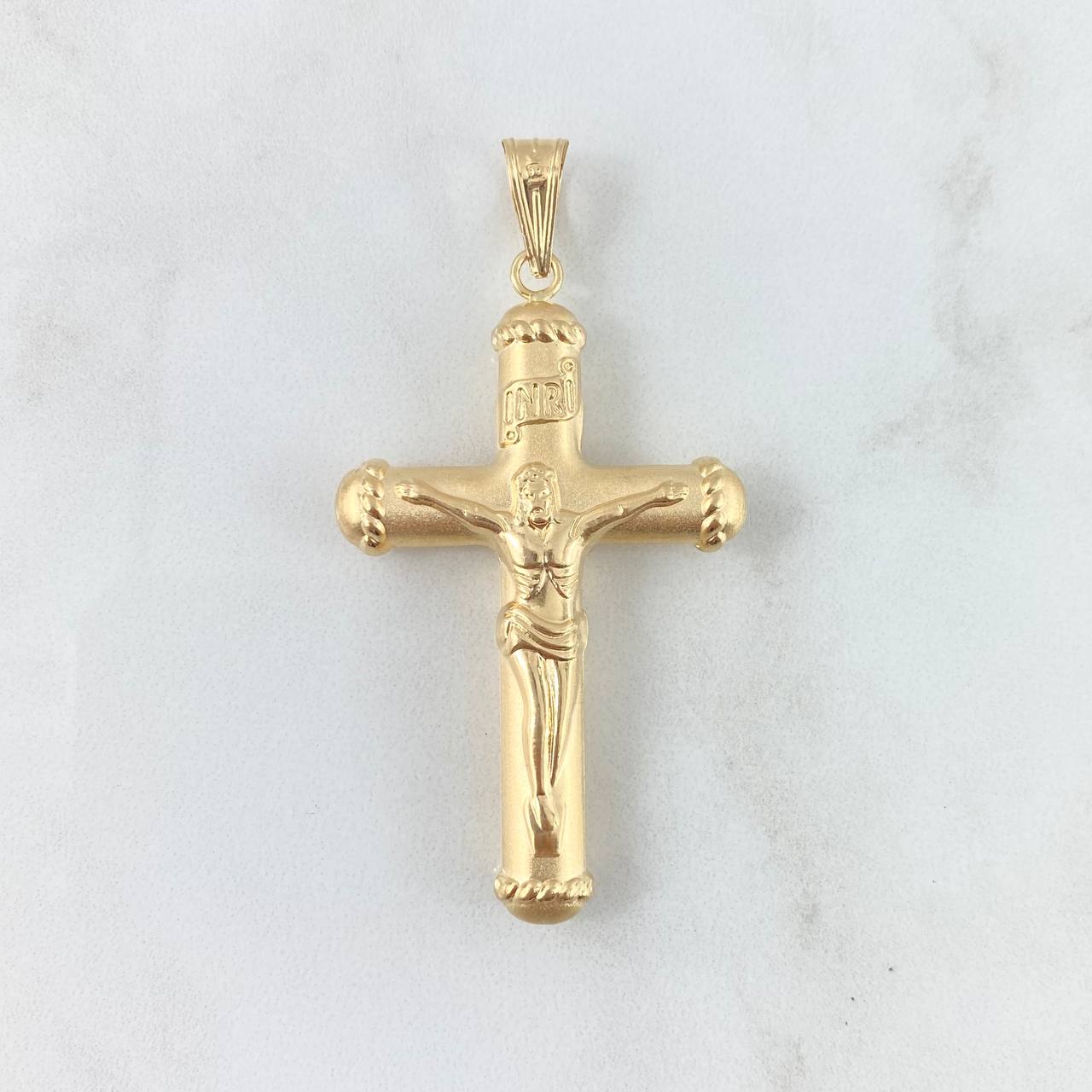 Dije Cruz Cristo 4.95gr / 6.2cm / Troquelado Oro Amarillo