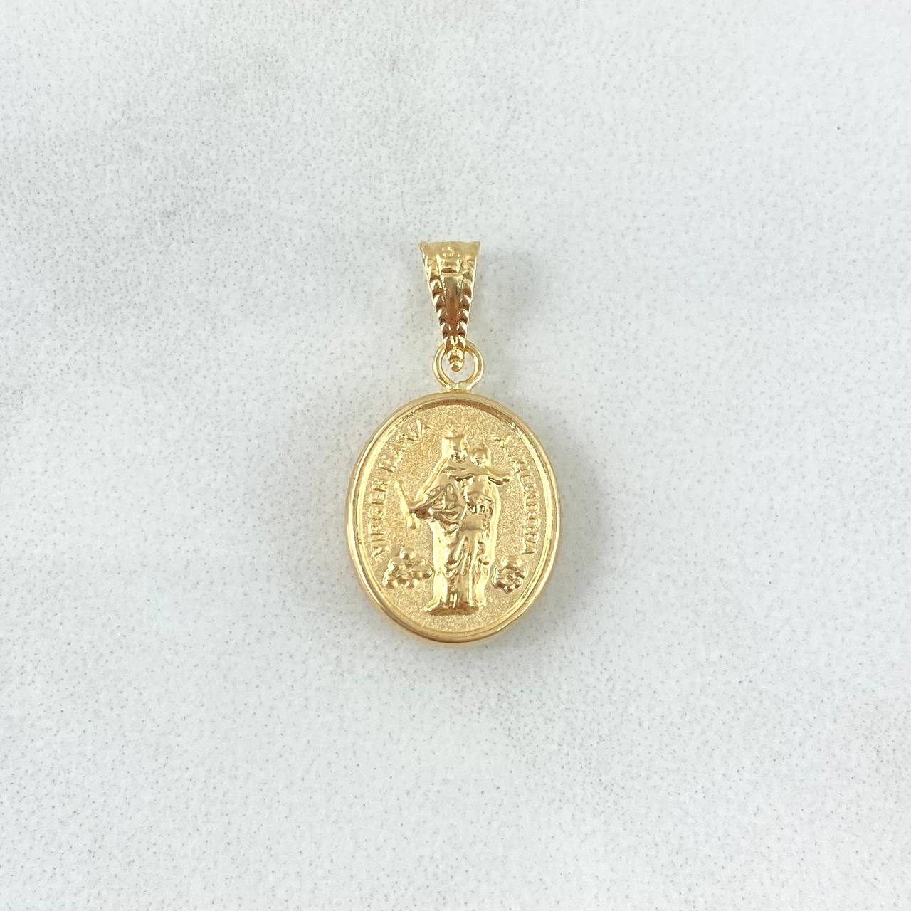 Dije Virgen Maria Auxiliadora 0.75gr / 2.1cm / Cargador Bordeado Oro Amarillo