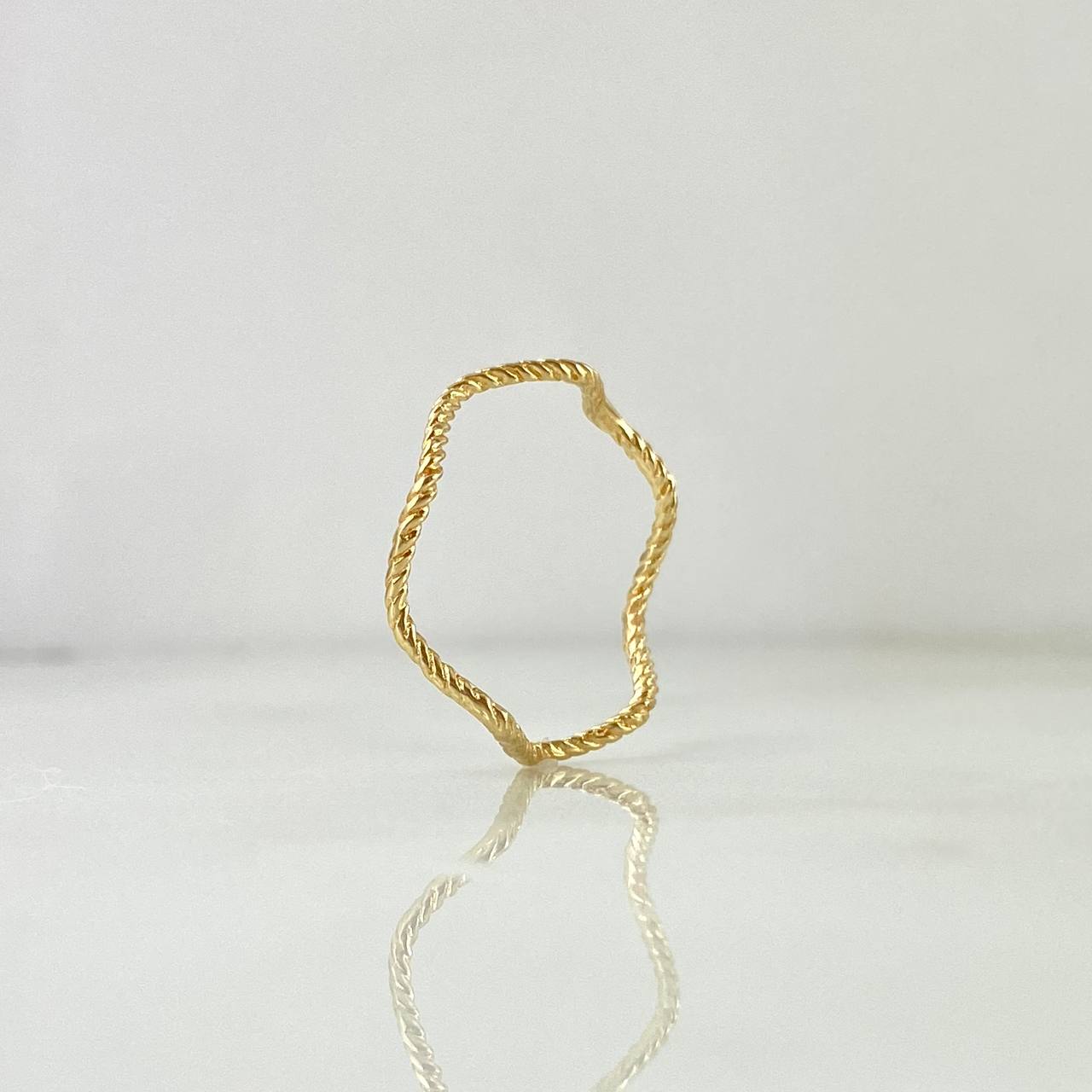 Anillo Trenza Zig - Zag 0.75gr / T7 / Oro Amarillo ©