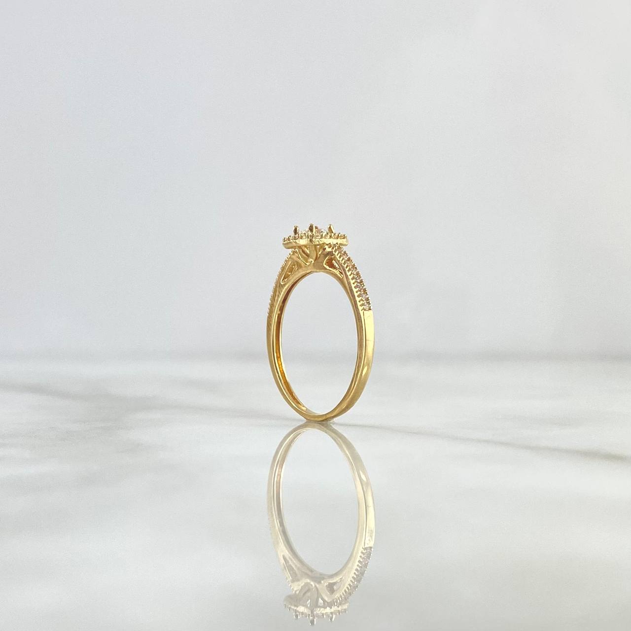 Anillo Solitario Halo Tupido 2.05gr / T7 / Circones Blancos Oro Amarillo *