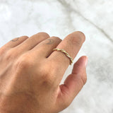 Anillo Rama Trenzada 1.2gr / T6 / Circones Blancos Oro Amarillo