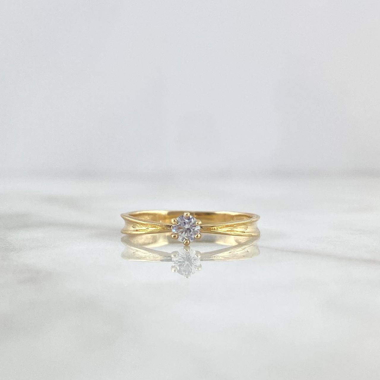 Anillo Solitario Espringado 1.75gr / T5 1/2 / Circon Blanco Oro Amarillo