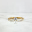 Anillo Solitario Carril 1.55gr / T6 1/4 / Circones Blancos Oro Amarillo