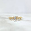 Anillo Solitario Ojos Infinitos Seccionados 2.05gr / T5 1/2 / Circones Blancos Oro Amarillo