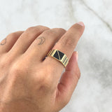 Anillo Cuadro Dividido 3.95gr / T10 / Resina Negra Circones Blancos Oro Amarillo 18K *