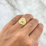 Anillo Sello Sol 2gr / T7 / Mate Texturizado Oro Amarillo 18K