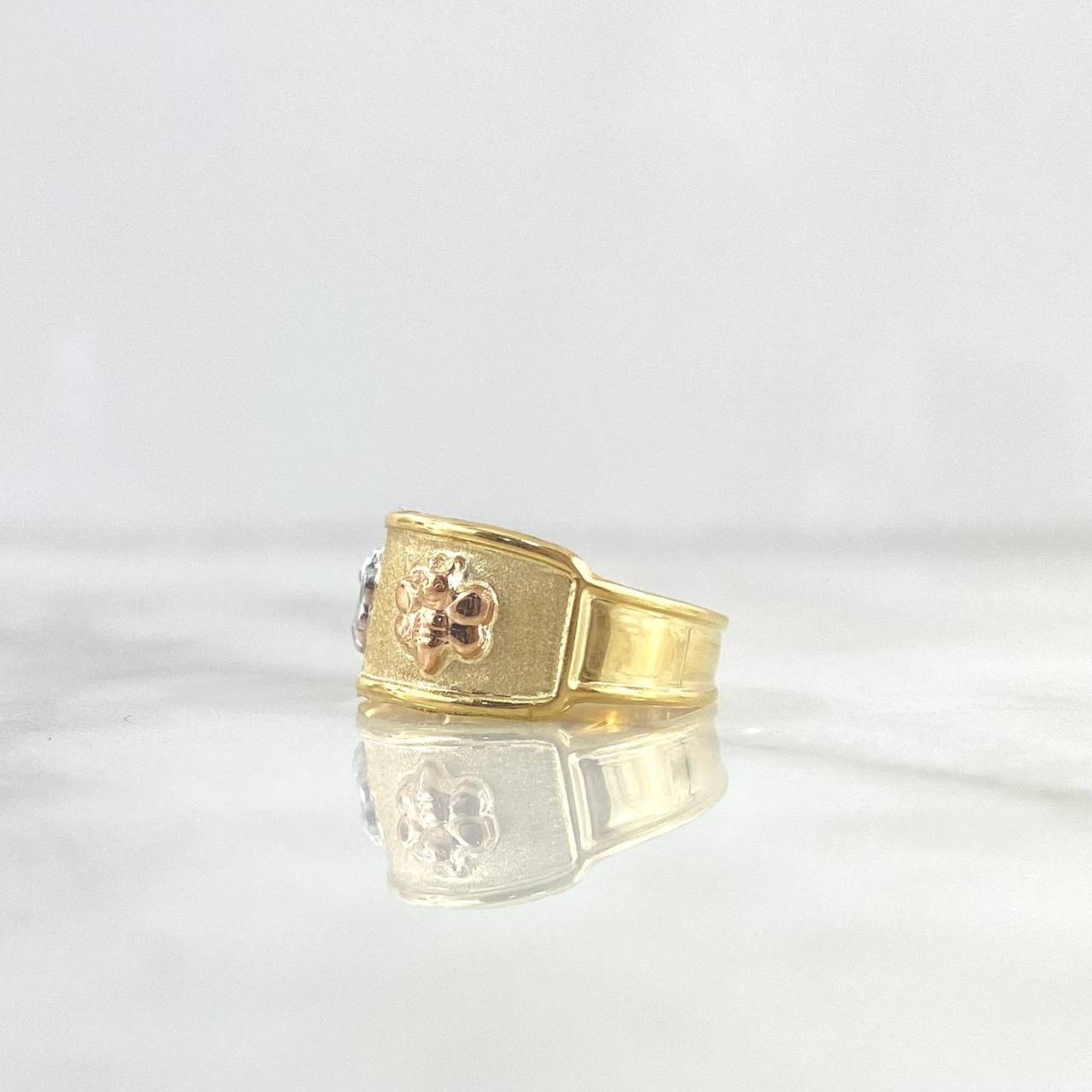 Anillo Sello Abeja Doble 1.85gr / T9 1/4 / Texturizado Tres Oros 18K