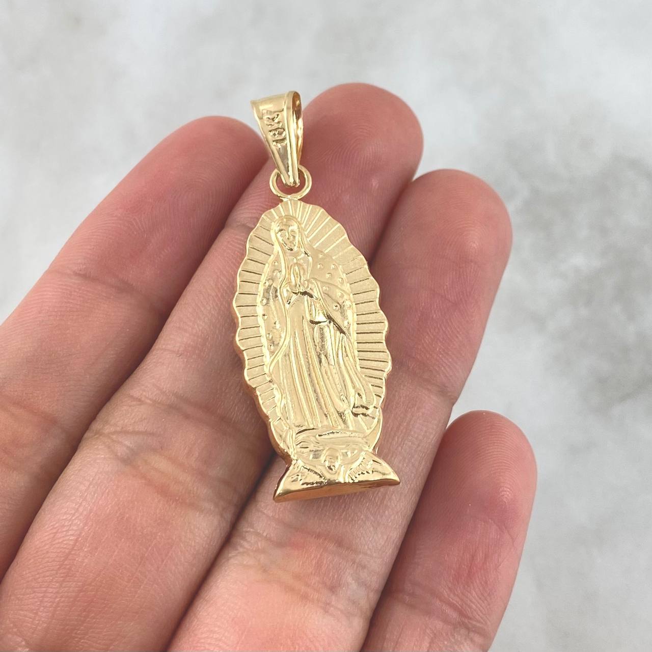 Dije Virgen Guadalupe Silueta 2.45gr / 4.3cm / Oro Amarillo *