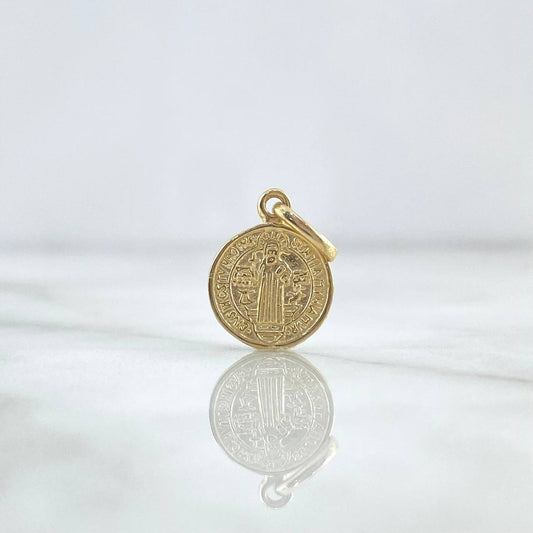 Dije San Benito 0.9gr / 1.8cm / Medalla Plana Oro Amarillo