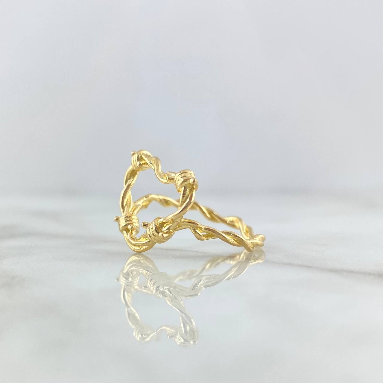 Anillo Corazón Alambrado 4gr / T5 1/2 / Oro Amarillo 18K *