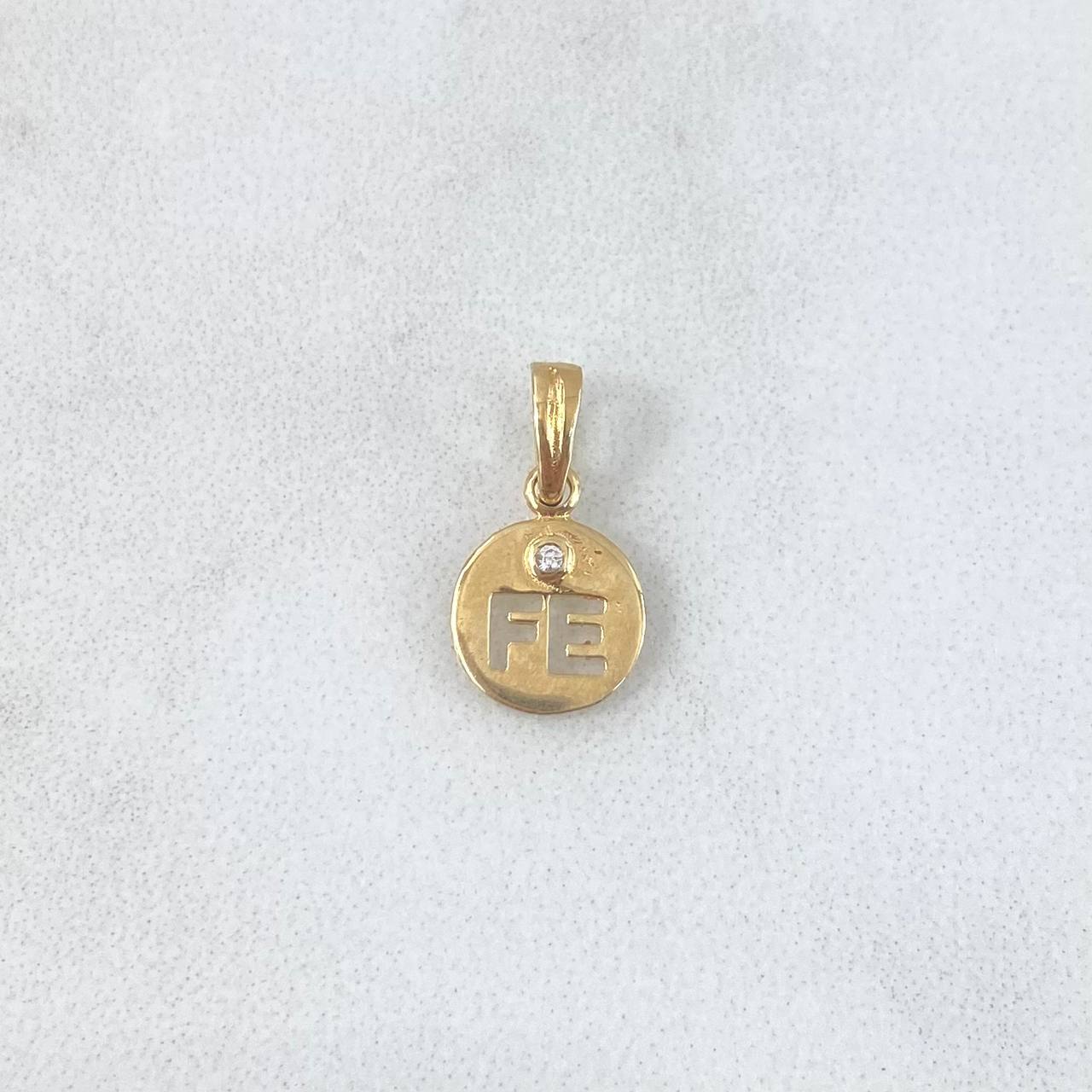 Dije FE Medalla 0.6gr / 1.4cm / Circon Blanco Oro Amarillo 18K