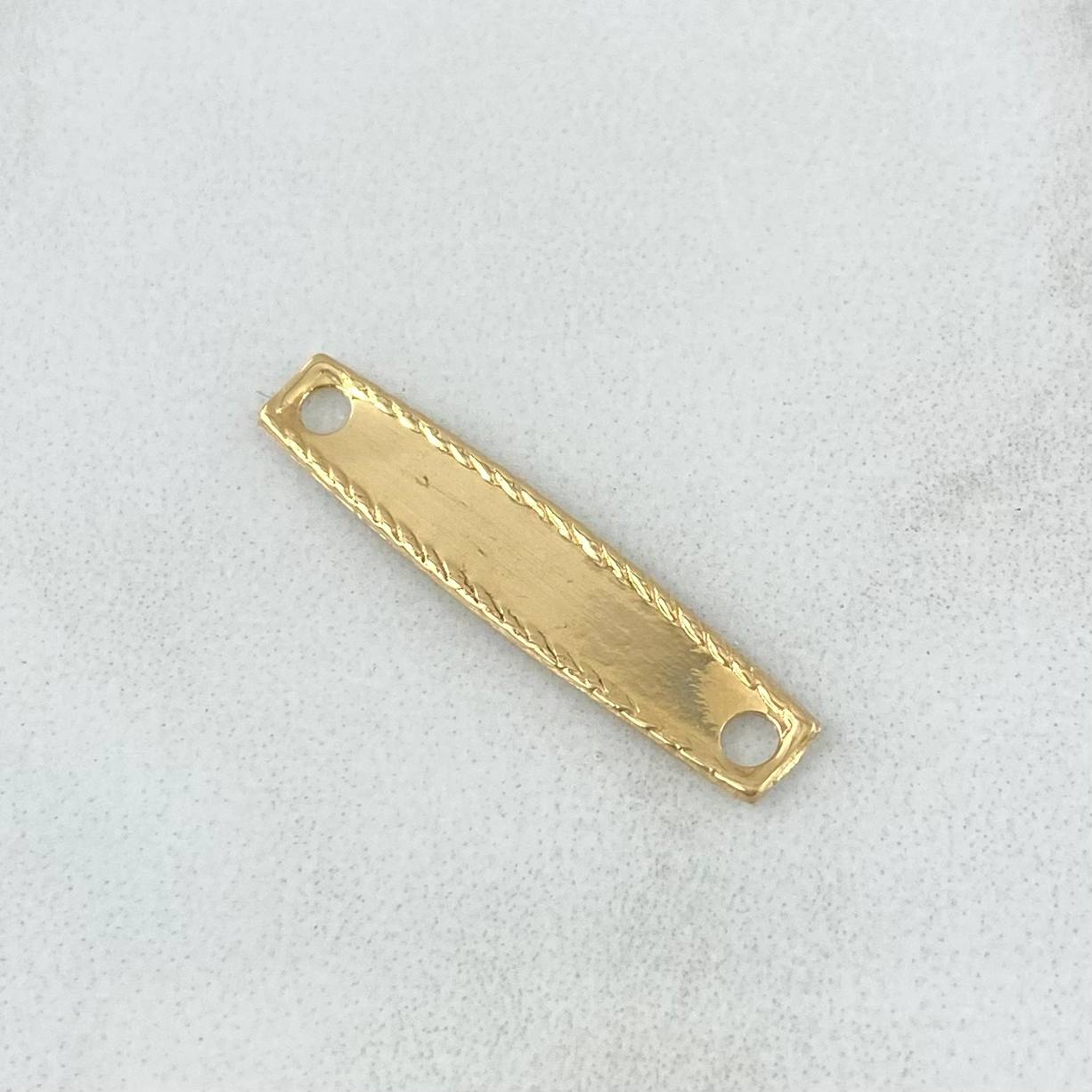 Herraje Placa Rectangular Curva 0.45gr / 2.5cm / Trenzada Oro Amarillo 18K