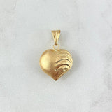 Dije Corazón Mitad 0.9gr / 2.2cm / Rayado - Mate Oro Amarillo 18K