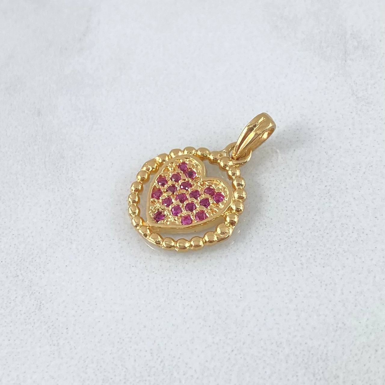 Dije Corazón en Aro 1.8gr / 1.8cm / Circones Fucsias Oro Amarillo 18K *