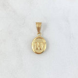 Dije Letra W 0.45gr / 2cm / Ovalada Texturizada Oro Amarillo 18K