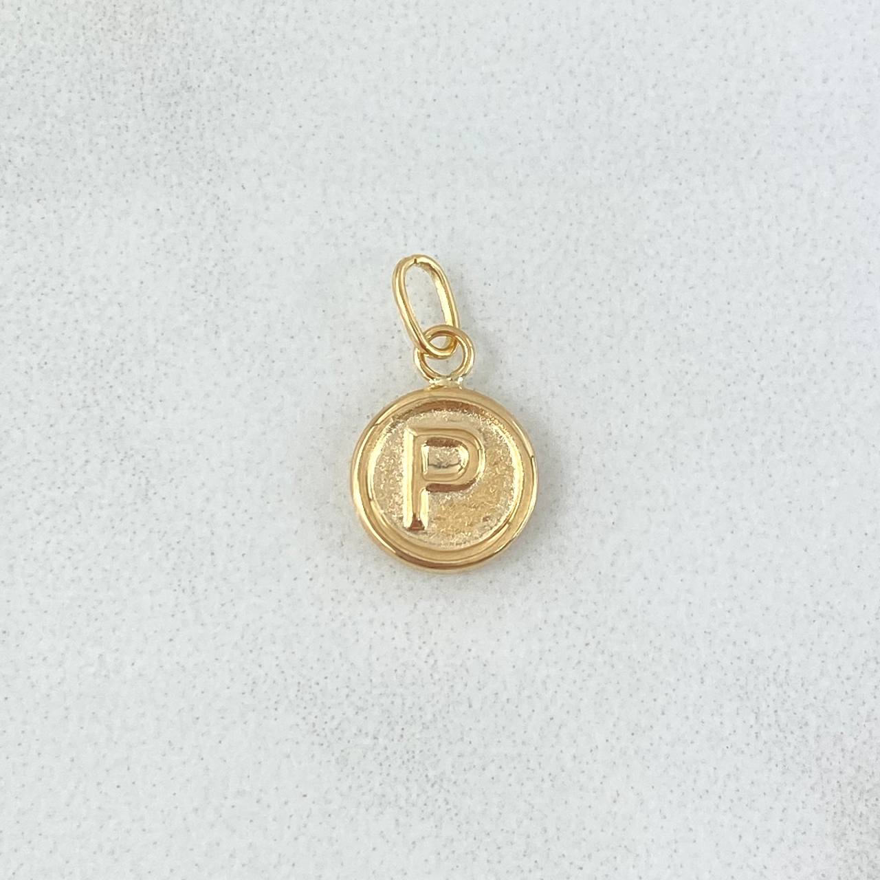 Dije Letra P 0.4gr / 1.4cm / Circulo Mate Oro Amarillo 18K