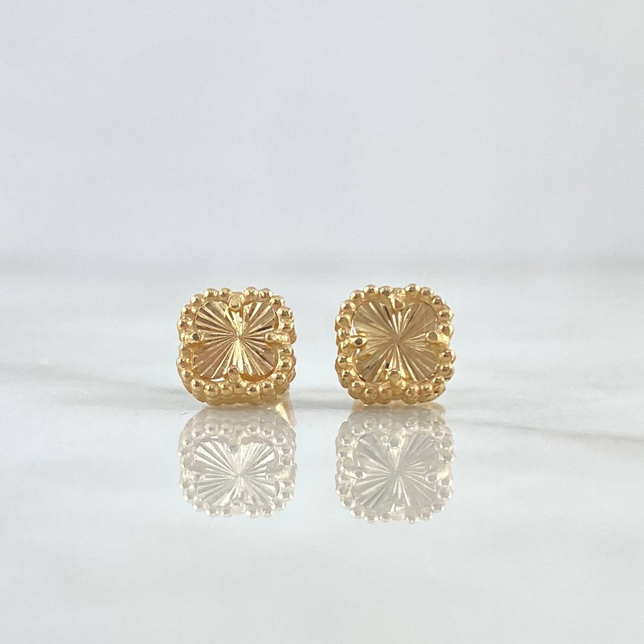 Topos Trébol VCyA 2.05gr / 7mm Diamantado Punteado Oro Amarillo 18K Nac.Esp.