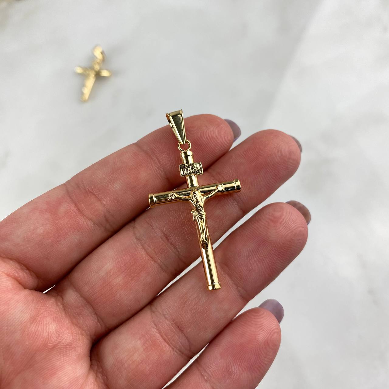 Dije Cristo Cruz 1.6gr / 4.3cm / Baston Liso Oro Amarillo