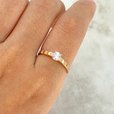 Anillo Solitario Corazones 1.85gr / T7 / Circon Blanco Oro Rosa