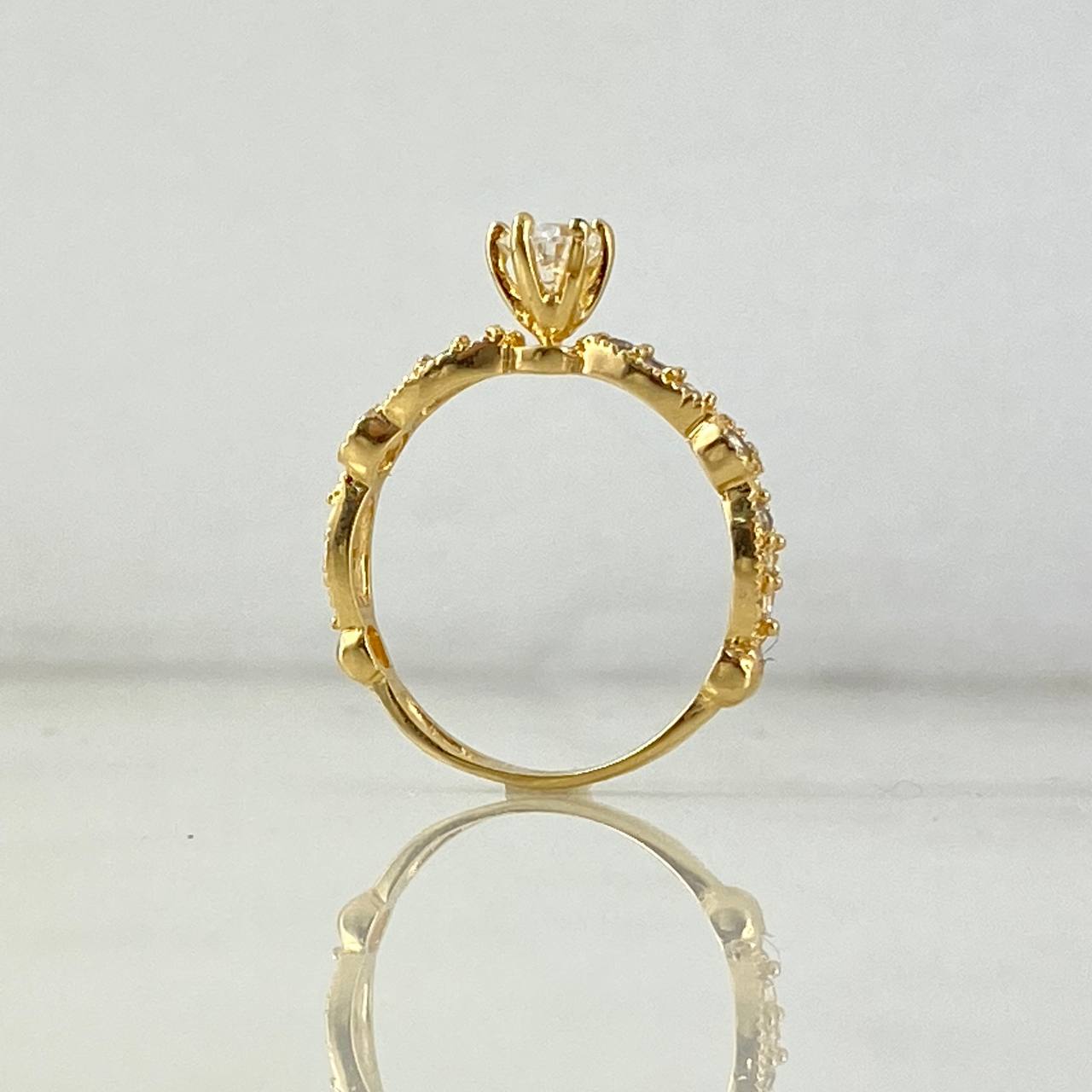 Anillo Solitario Puntos 2.55gr / T6 1/2 / Circones Blancos Oro Amarillo