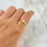 Anillo Solitario Dos Flores 1.25gr / T5 1/2 / Circones Blancos Oro Amarillo