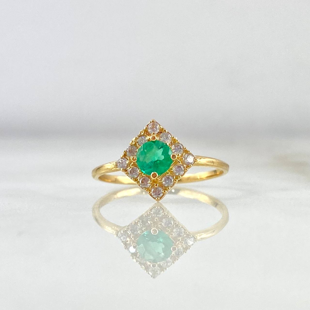 Anillo Halo Rombo 1.8gr / T6 / Esmeralda 35pts Circones Blancos Oro Amarillo (Joya) ©