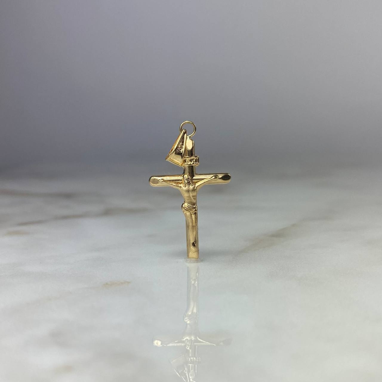 Dije Cristo Cruz 1.1gr / 3.4cm Troquelado Oro Amarillo