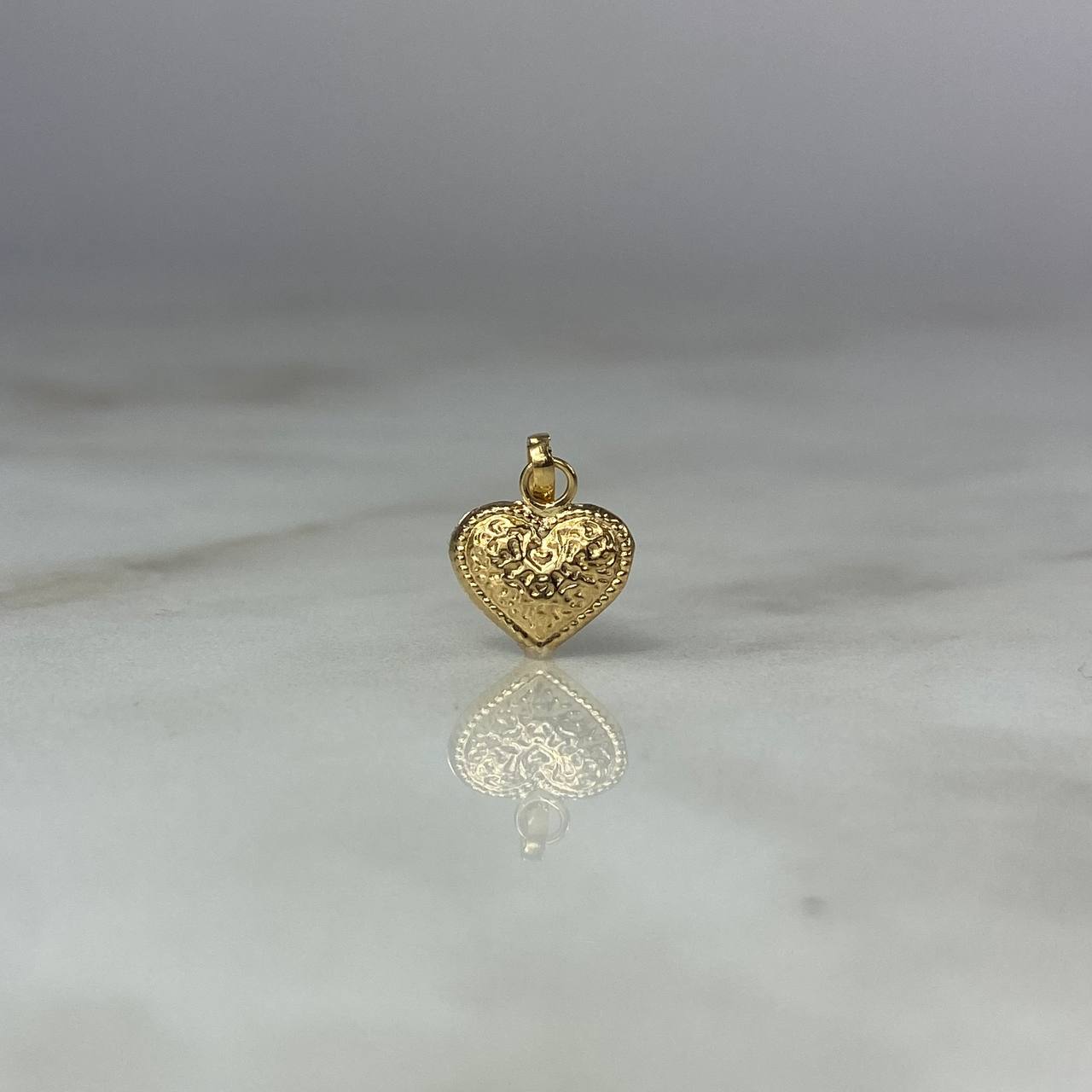 Dije Corazon Diamantado 0.4gr / 1.5cm Oro Amarillo