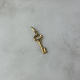 Dije Llave 0.5gr / 2.4cm Oro Amarillo