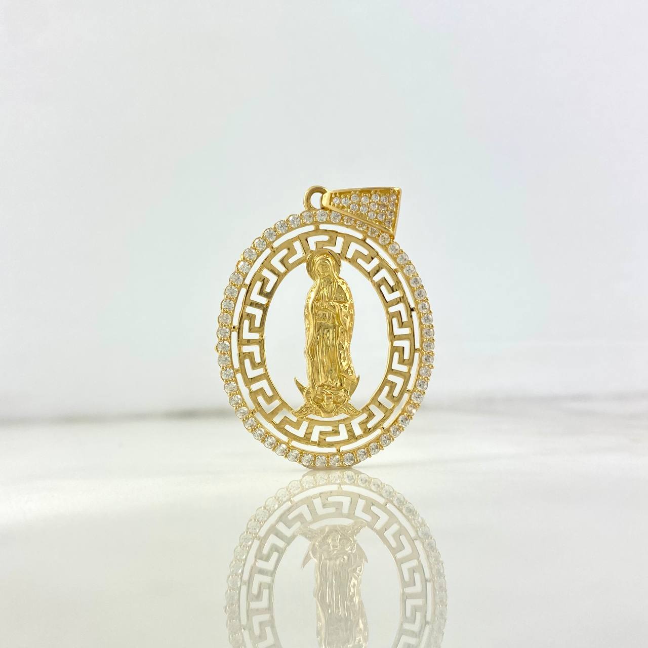 Dije Virgen Guadalupe Tribal 7.3gr / 4.3cm / Circones Blancos Oro Amarillo