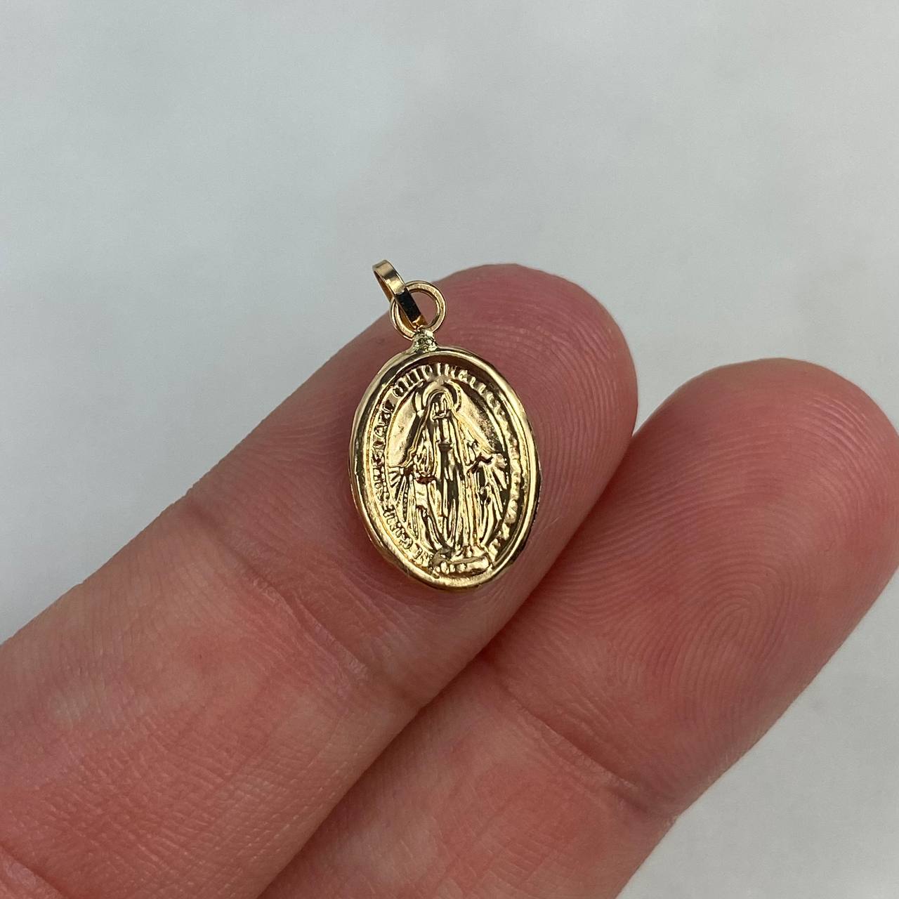 Dije Virgen Milagrosa 0.45gr / 1.8cm Troquelado Oro Amarillo