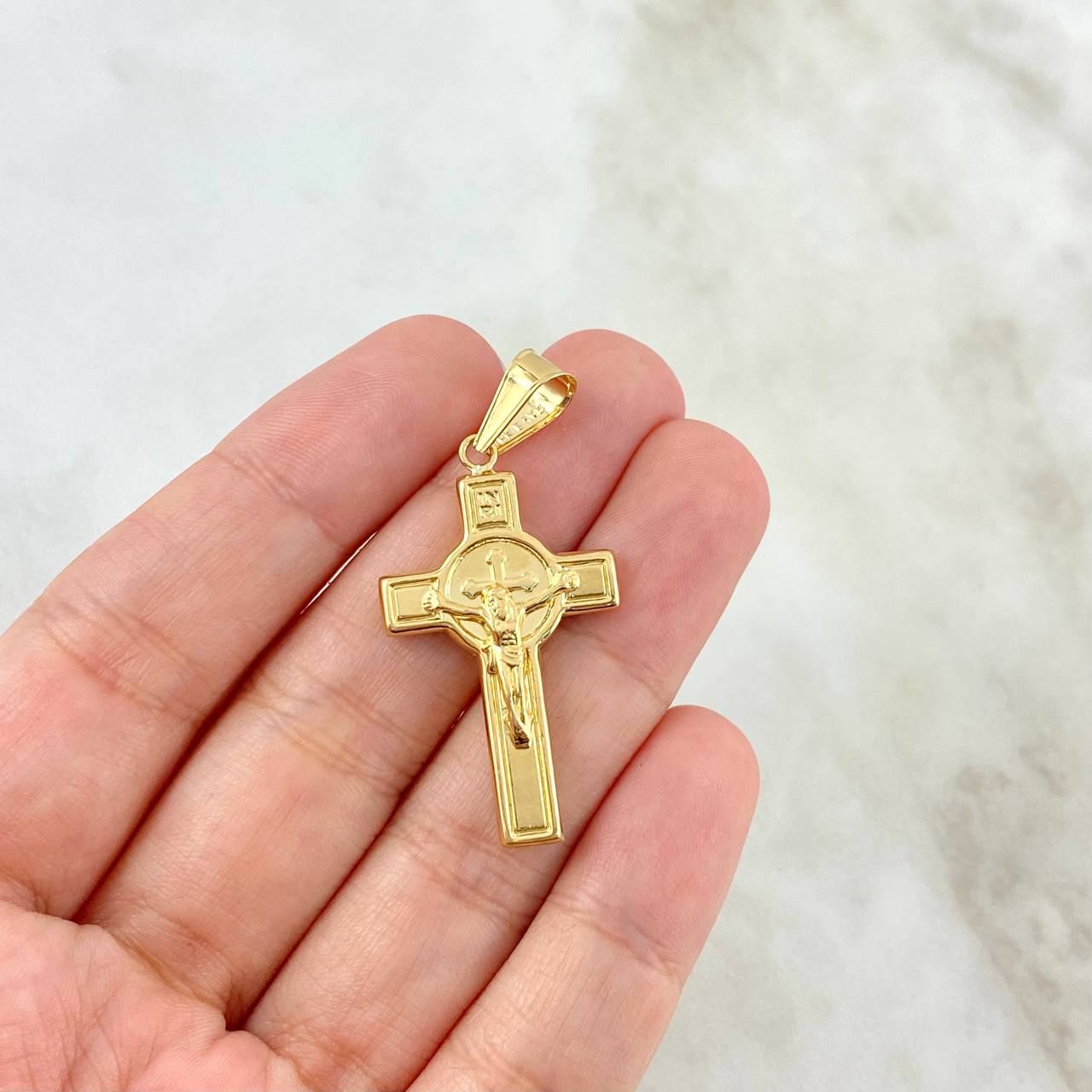 Dije Cruz Cristo 2.4gr / 4.3cm / Oro Amarillo