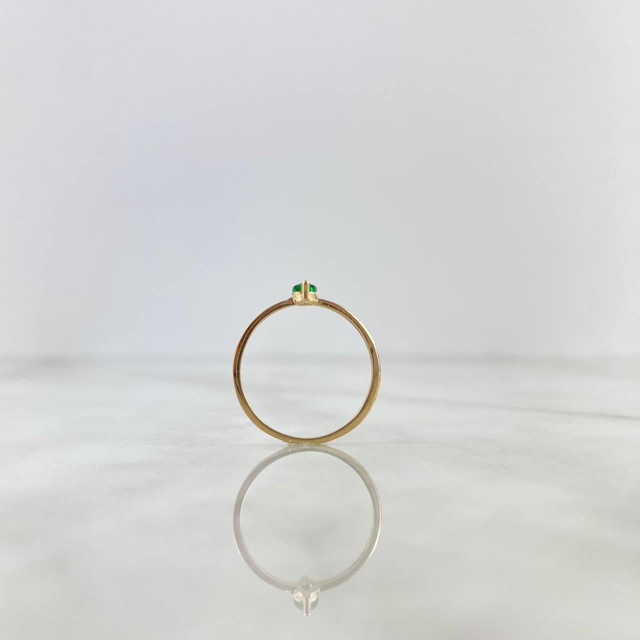 Anillo Solitario Destello 1gr / T5 1/2 / Circon Verde Oro Amarillo