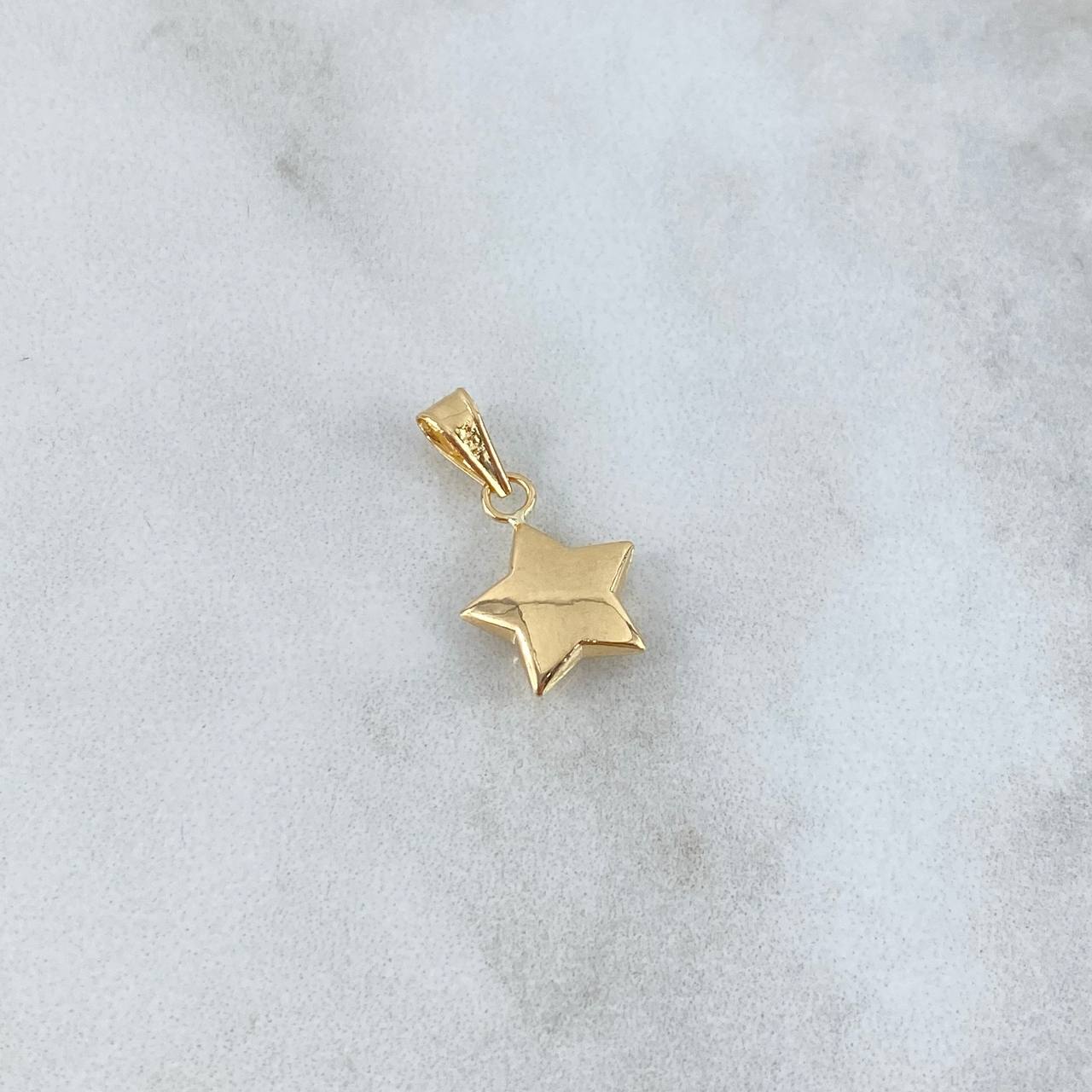 Dije Estrella 0.45gr / 1.7cm / Oro Amarillo