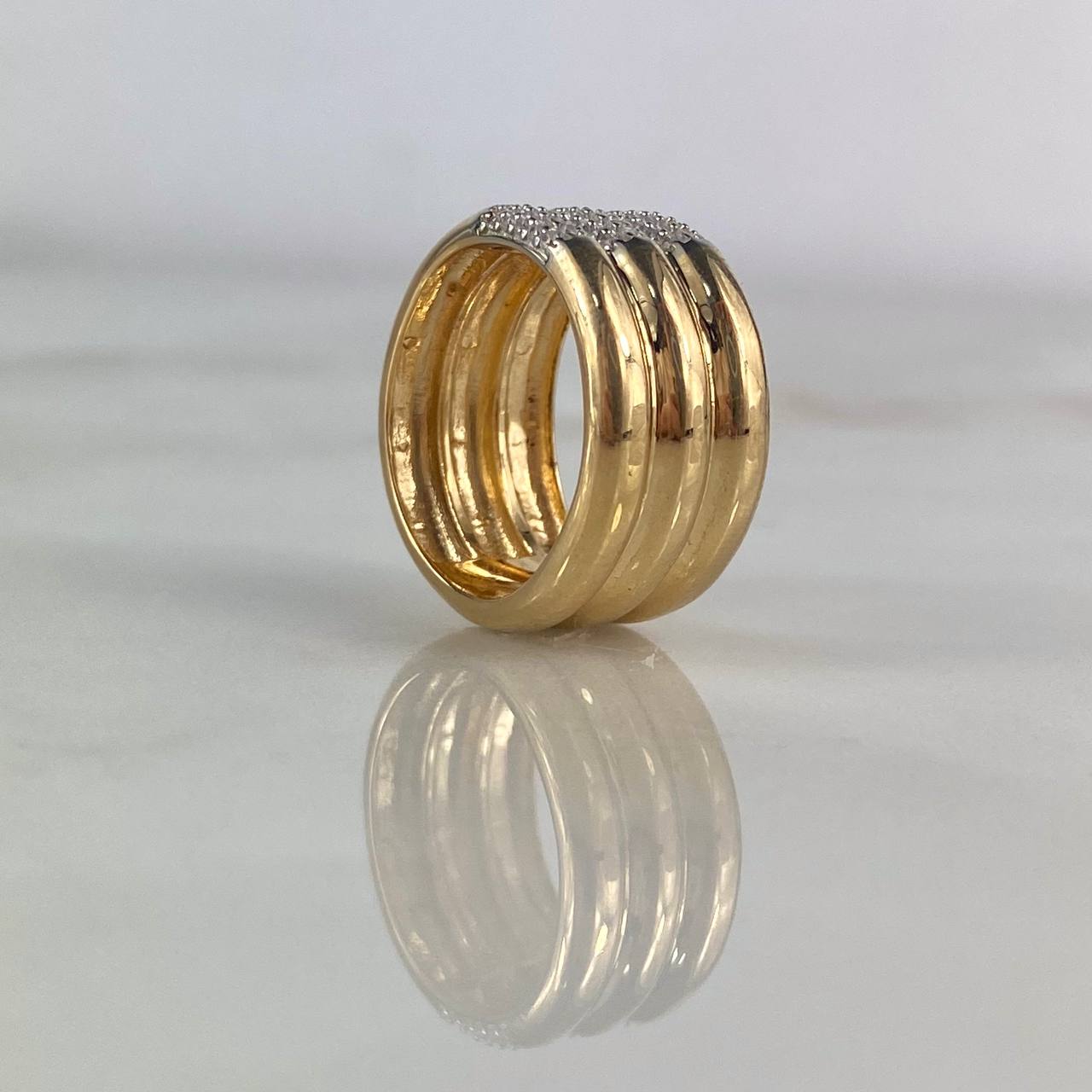 Anillo Tres Lineas 10.25gr / T7 / Circones Blancos Dos Oros Amarillo Blanco